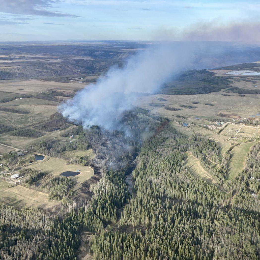 Wildfire evacuees in Fort St. John, B.C., allowed to return home: city
